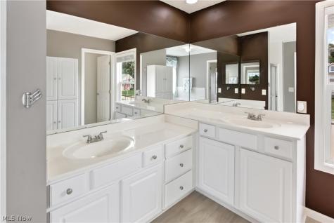 2996 Pondsford Drive Medina OH 44256