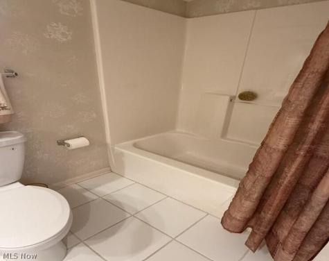 22420 Woodfield Trail Strongsville OH 44149