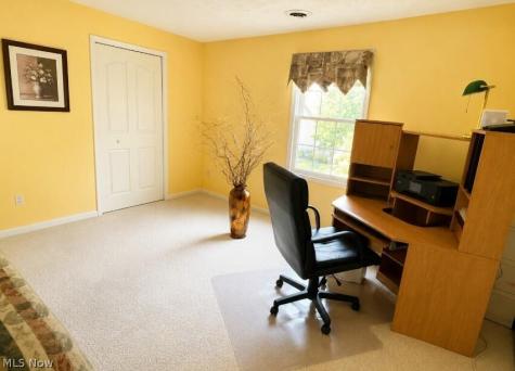 22420 Woodfield Trail Strongsville OH 44149