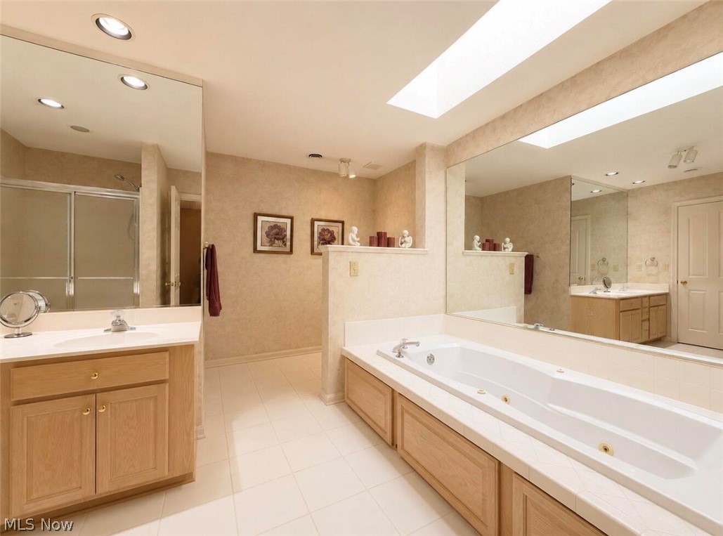 22420 Woodfield Trail Strongsville OH 44149