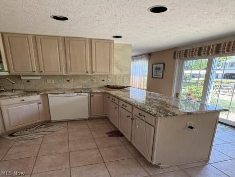 22420 Woodfield Trail Strongsville OH 44149