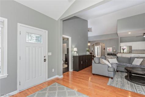 1012 Cutters Creek Drive South Euclid OH 44121