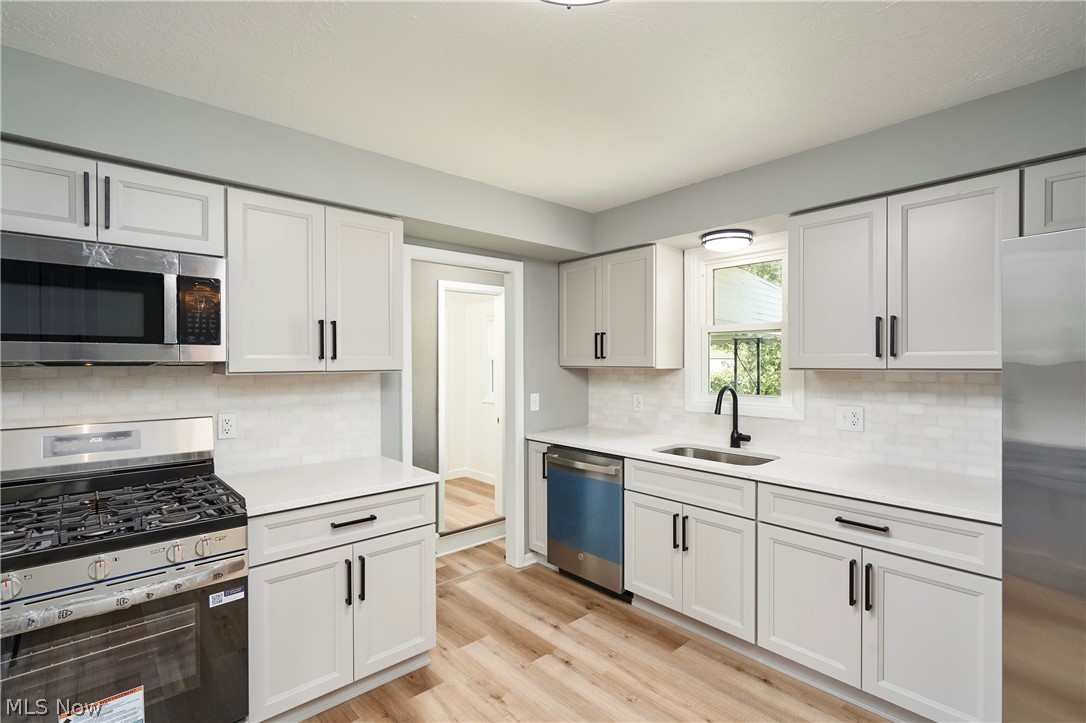 35477 Hobbie Drive Eastlake OH 44095