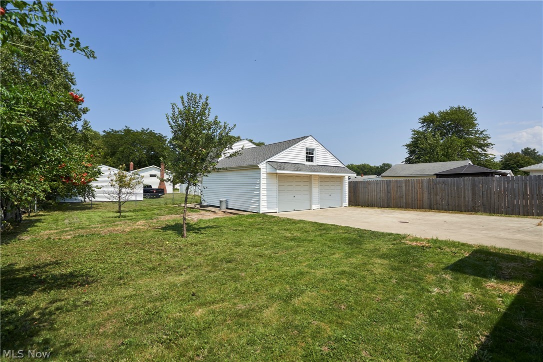 35477 Hobbie Drive Eastlake OH 44095