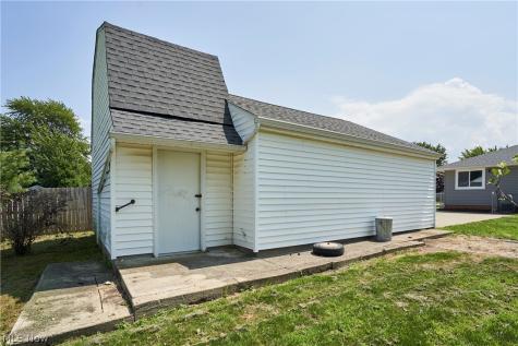 35477 Hobbie Drive Eastlake OH 44095