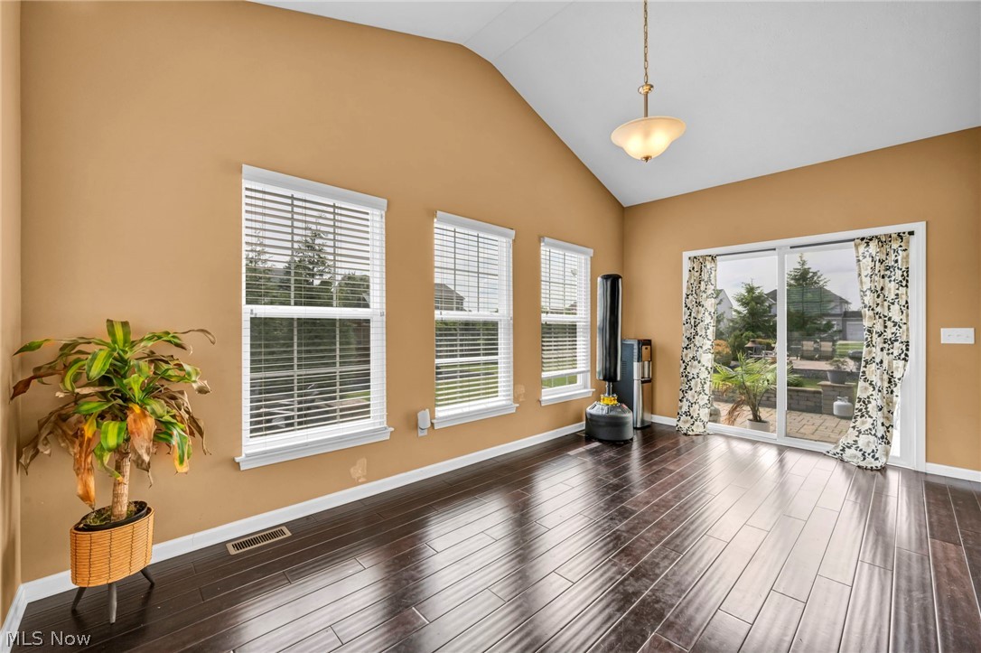 9087 Ichabod Drive North Ridgeville OH 44039