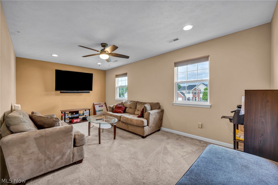 9087 Ichabod Drive North Ridgeville OH 44039