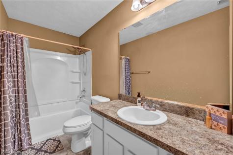 9087 Ichabod Drive North Ridgeville OH 44039