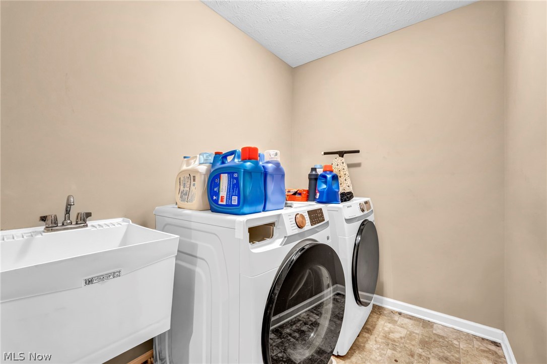 9087 Ichabod Drive North Ridgeville OH 44039