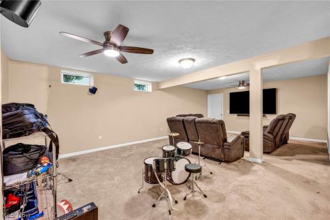 9087 Ichabod Drive North Ridgeville OH 44039