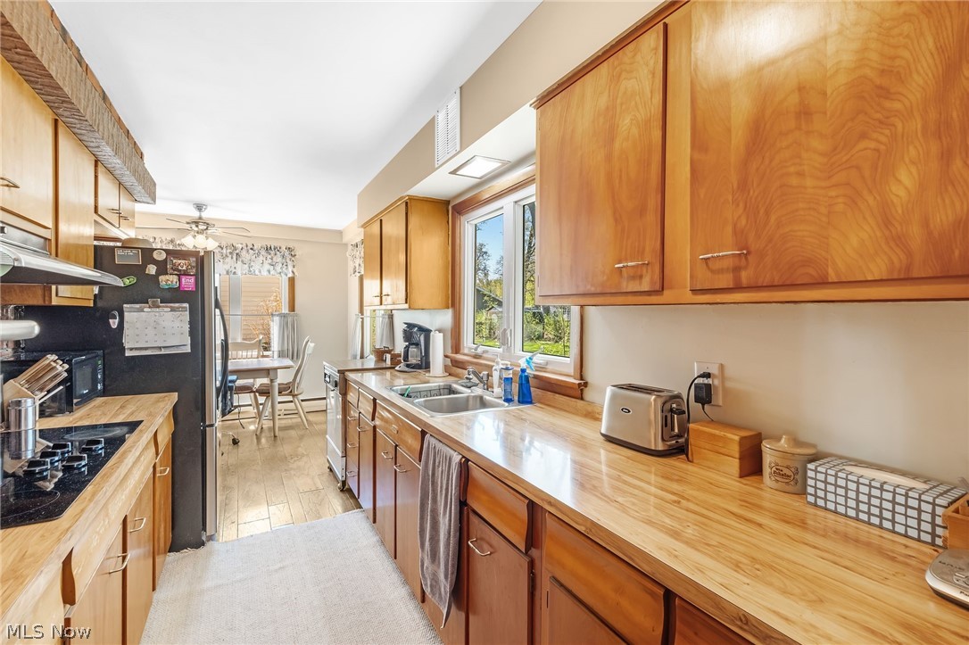 1280 Beechview Drive Vermilion OH 44089