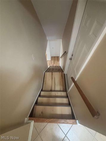 454 Parkside Drive Bay Village OH 44140