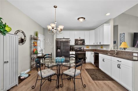 267 Oakview Circle Tallmadge OH 44278