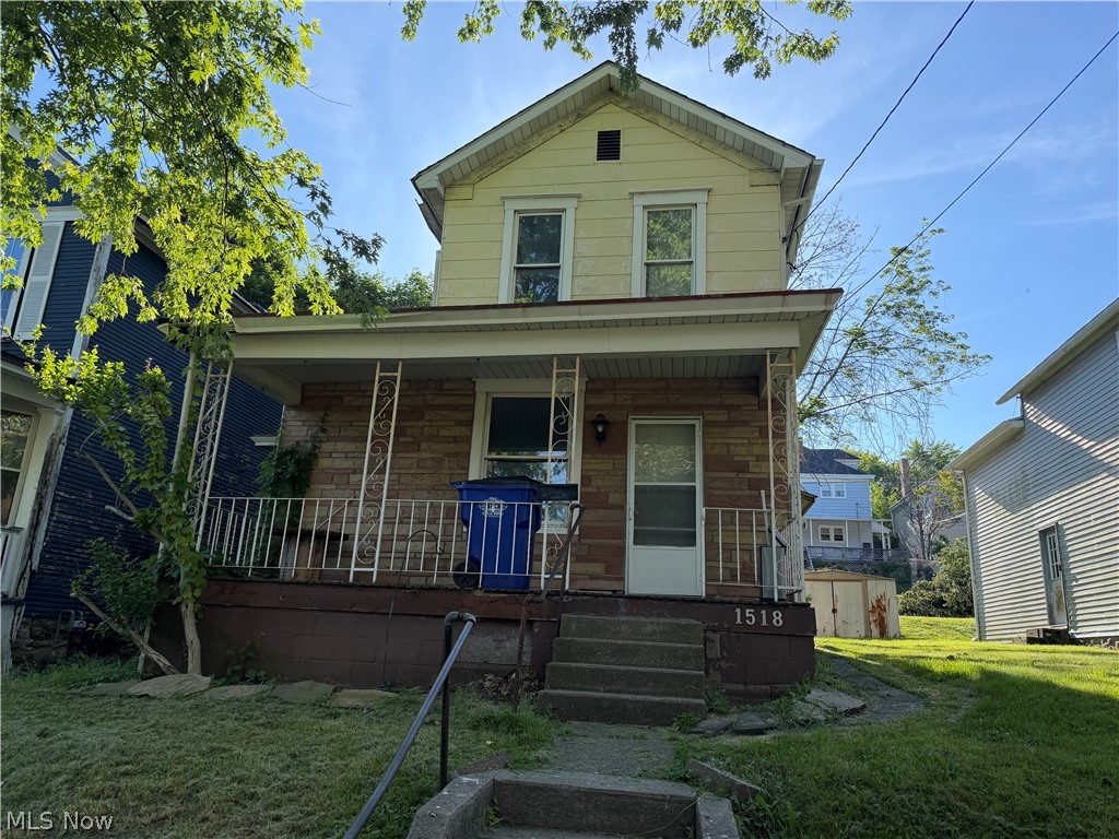1518 Smithfield Street East Liverpool OH 43920