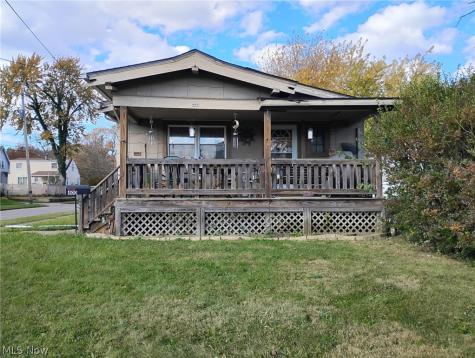 400 N Bon Air Avenue Youngstown OH 44509