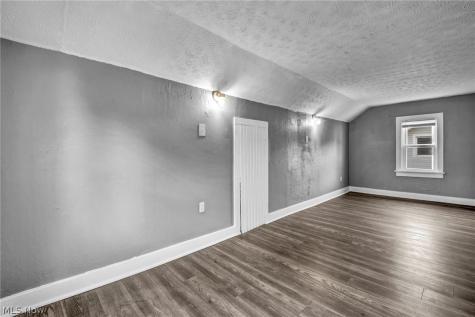 1247 Dietz Avenue Akron OH 44301