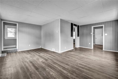 1247 Dietz Avenue Akron OH 44301