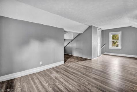 1247 Dietz Avenue Akron OH 44301