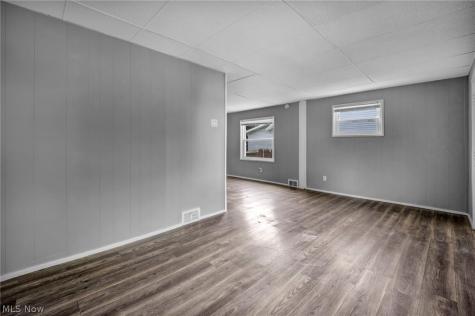1247 Dietz Avenue Akron OH 44301