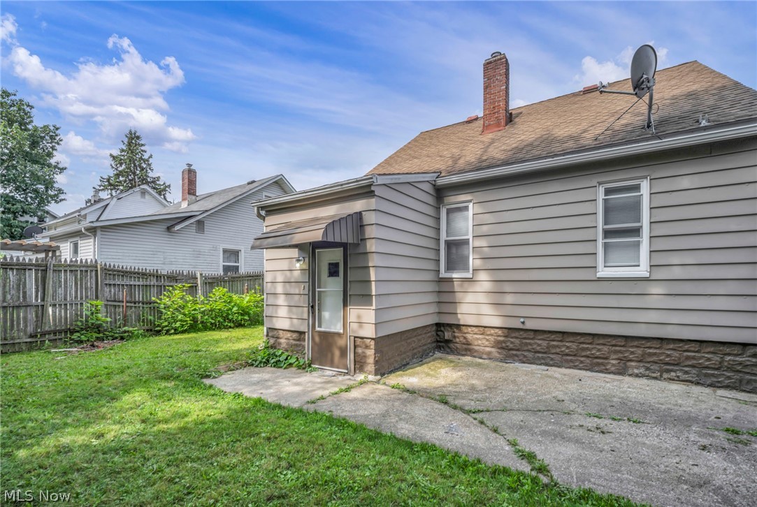 1247 Dietz Avenue Akron OH 44301