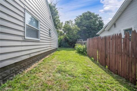 1247 Dietz Avenue Akron OH 44301