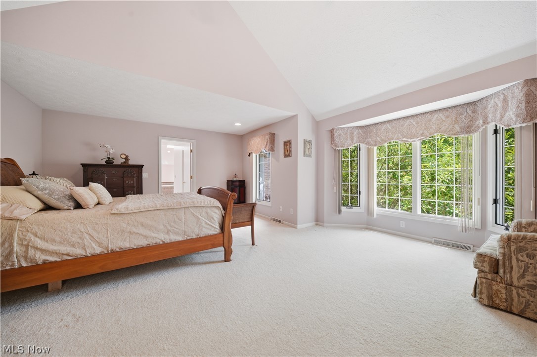 644 Clinton Lane Highland Heights OH 44143