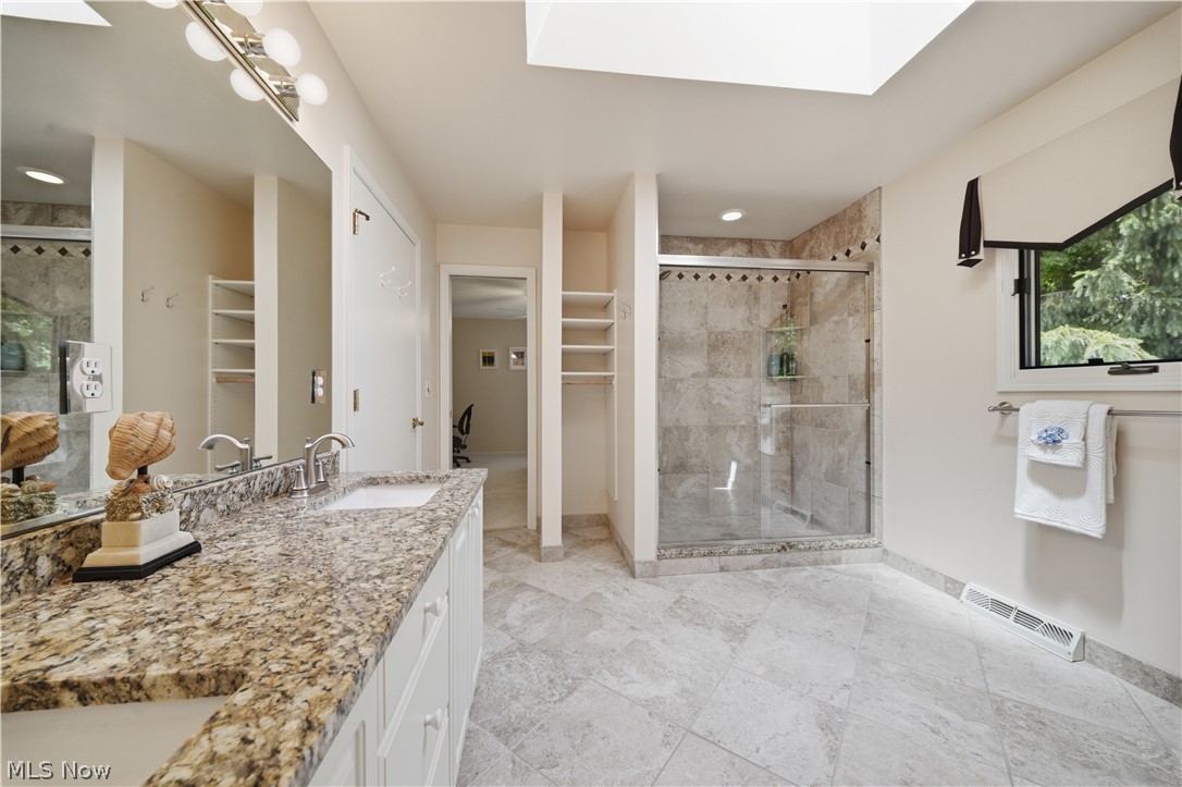 644 Clinton Lane Highland Heights OH 44143