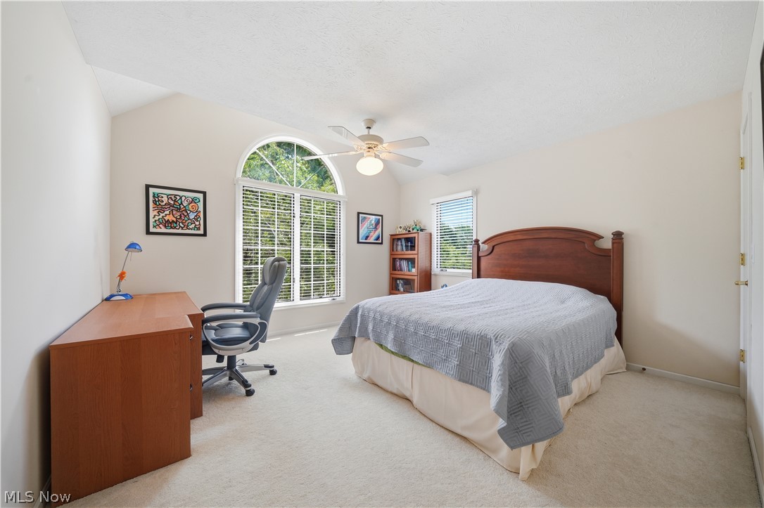 644 Clinton Lane Highland Heights OH 44143