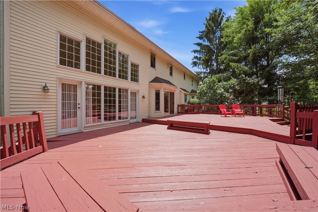 644 Clinton Lane Highland Heights OH 44143