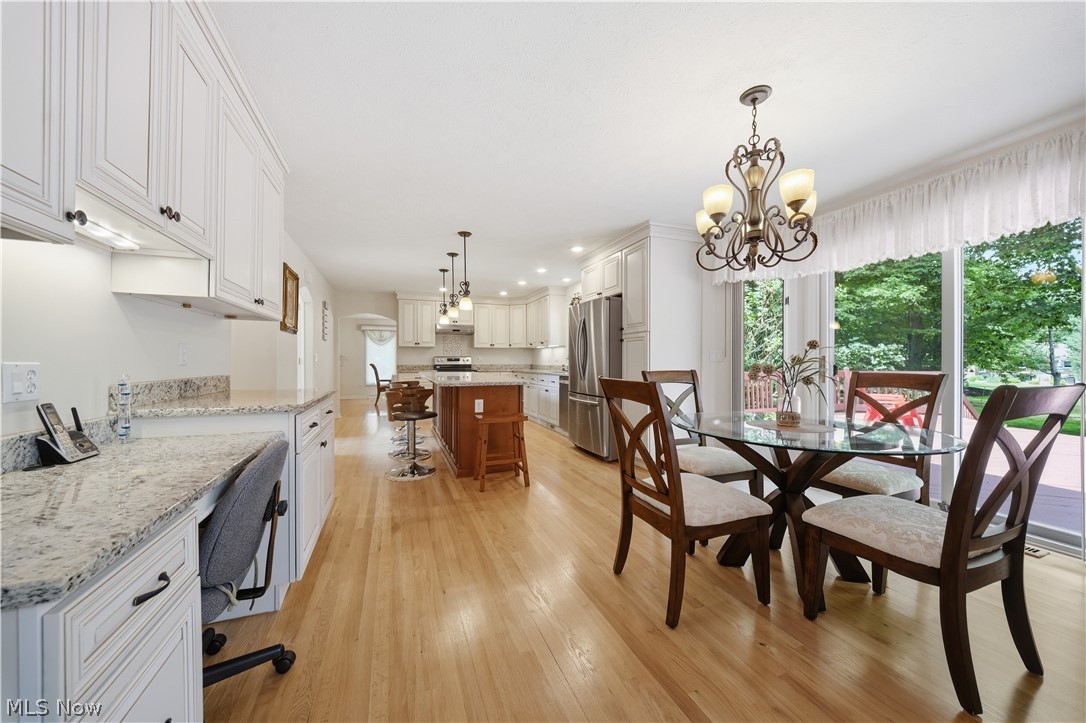 644 Clinton Lane Highland Heights OH 44143