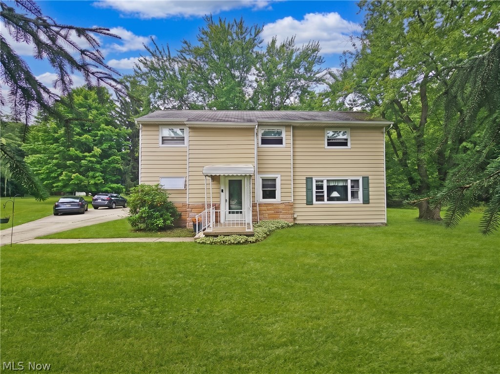 27304 White Road Willoughby Hills OH 44092