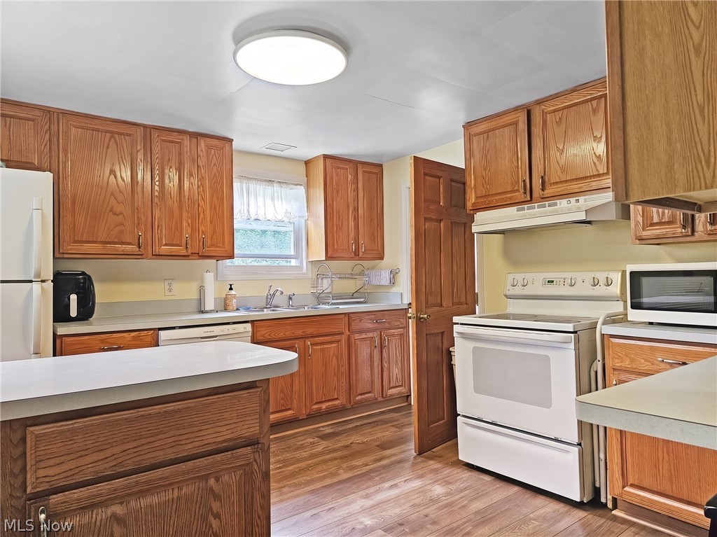 27304 White Road Willoughby Hills OH 44092