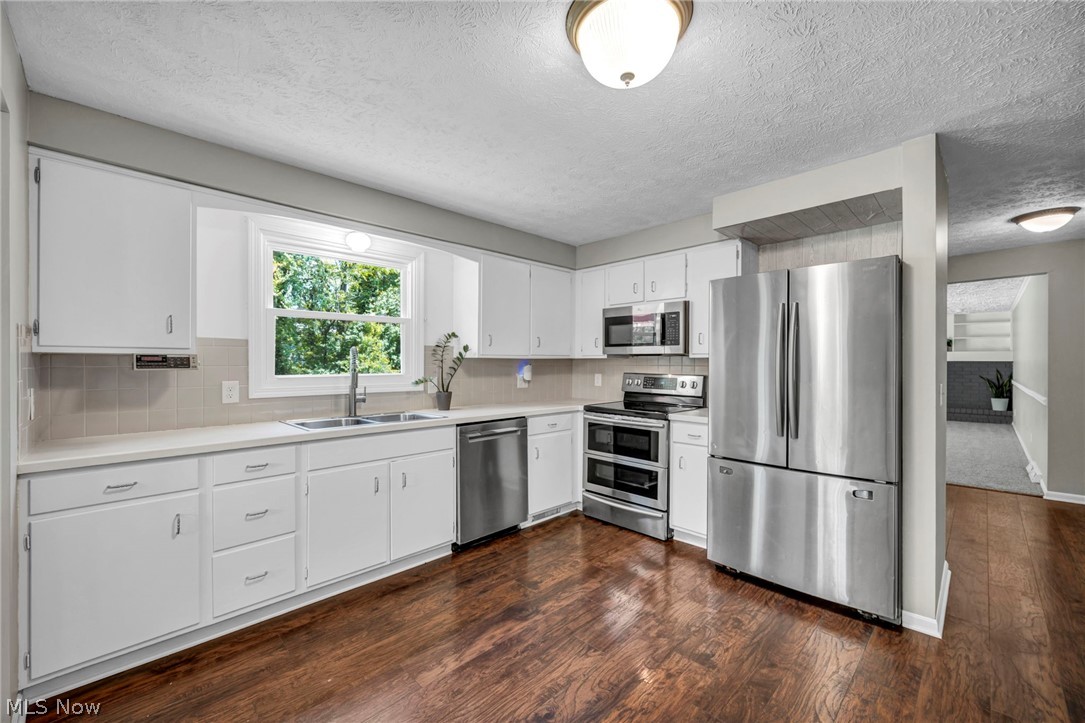 2635 Henrietta Drive Green OH 44685