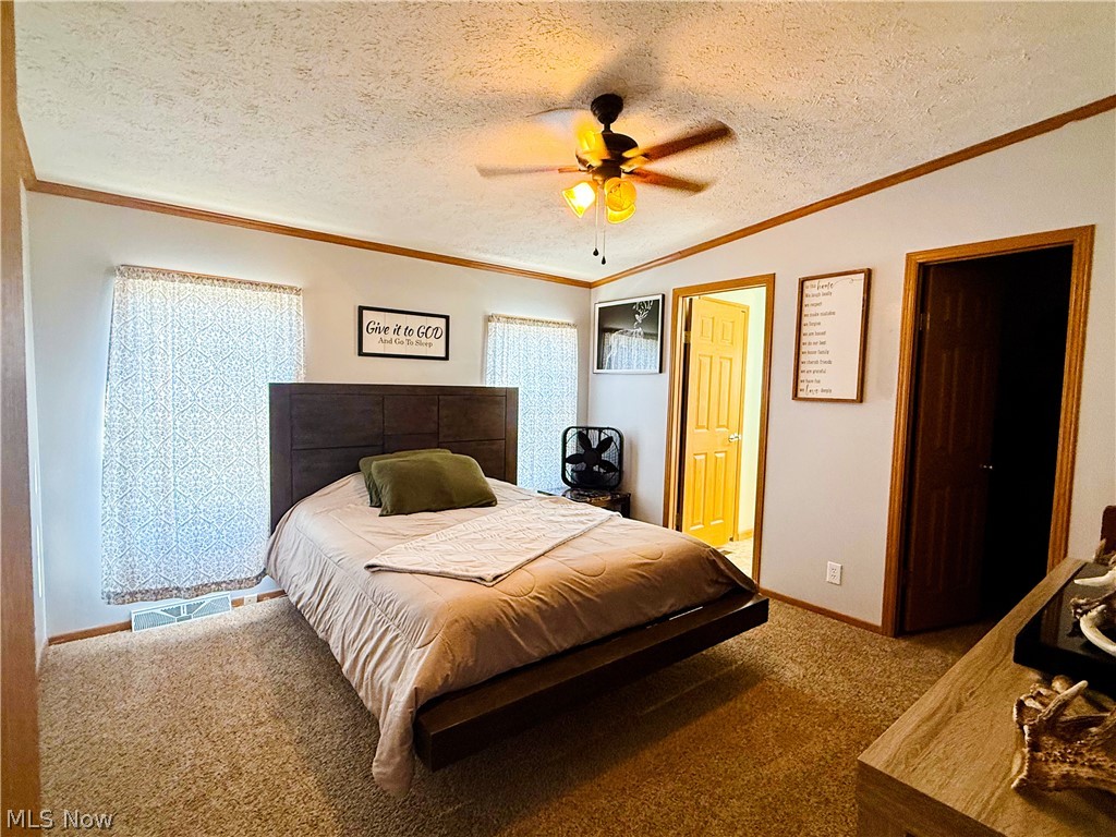 531 Herrick Street Uhrichsville OH 44683