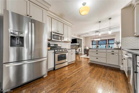 1306 Marlowe Avenue Lakewood OH 44107