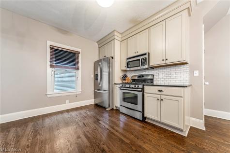 1306 Marlowe Avenue Lakewood OH 44107