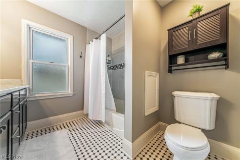 1306 Marlowe Avenue Lakewood OH 44107