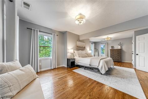 1306 Marlowe Avenue Lakewood OH 44107