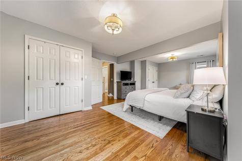 1306 Marlowe Avenue Lakewood OH 44107