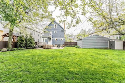 1306 Marlowe Avenue Lakewood OH 44107