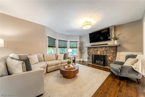 1306 Marlowe Avenue Lakewood OH 44107