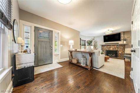 1306 Marlowe Avenue Lakewood OH 44107