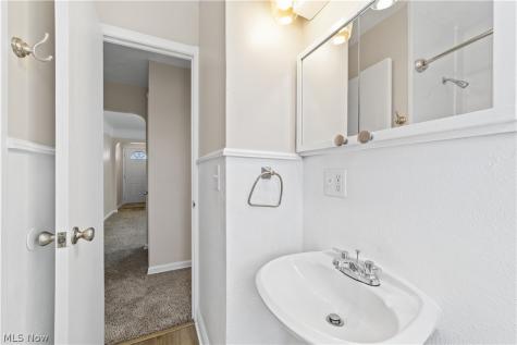 6307 Kenneth Avenue Parma OH 44129