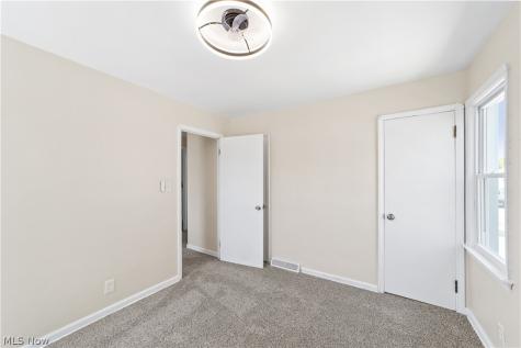 6307 Kenneth Avenue Parma OH 44129