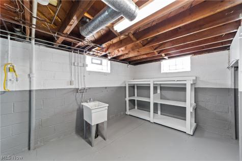 6307 Kenneth Avenue Parma OH 44129