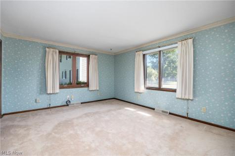 3516 Meadowbrook Drive Lorain OH 44053