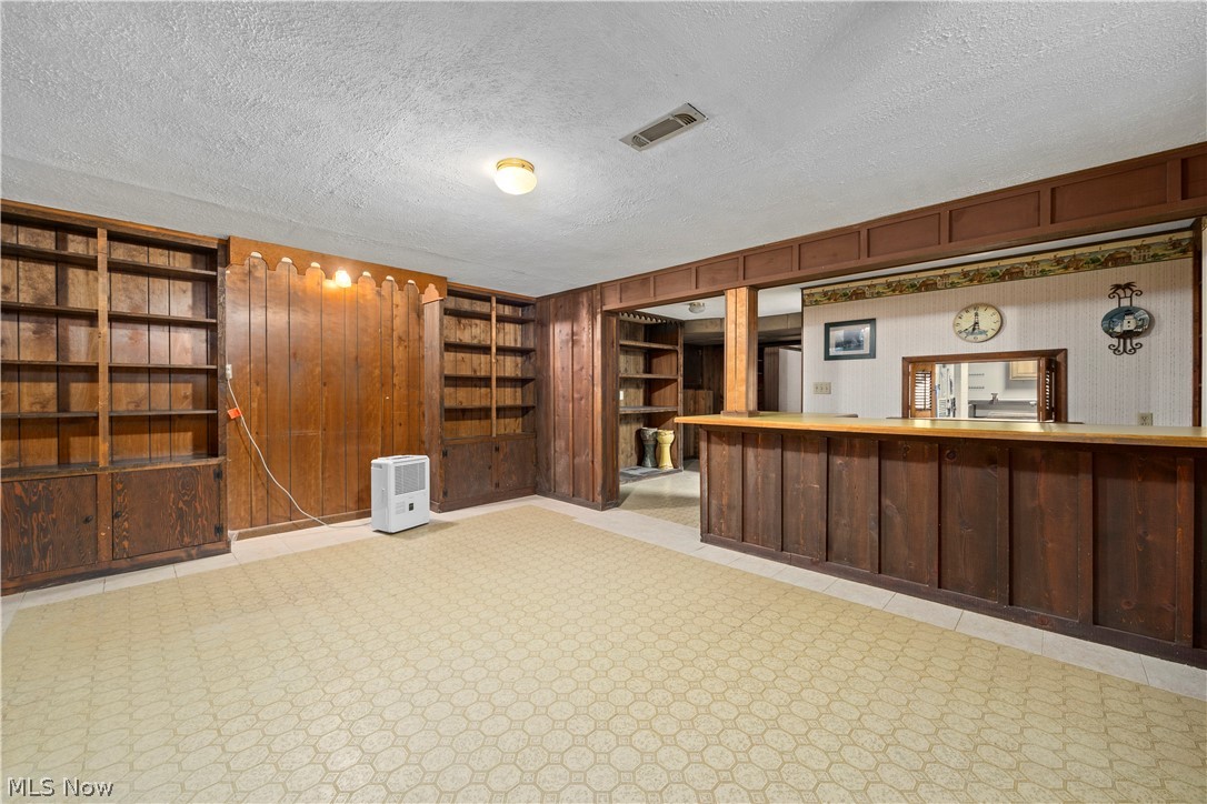 3516 Meadowbrook Drive Lorain OH 44053