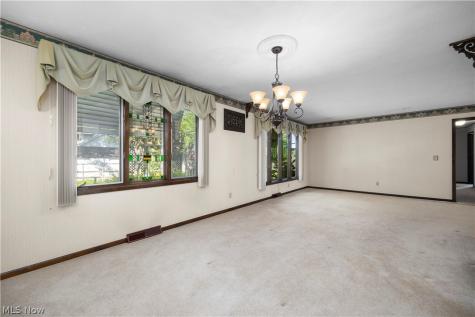 3516 Meadowbrook Drive Lorain OH 44053