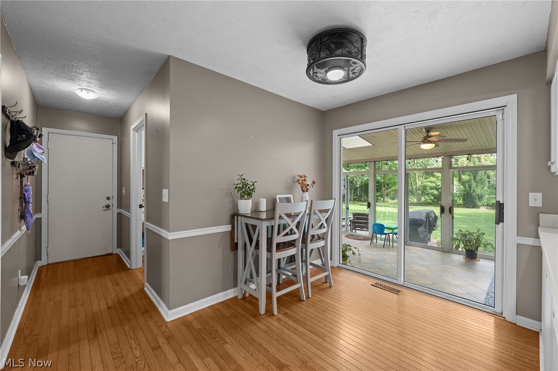 31477 Roberta Drive Bay Village OH 44140