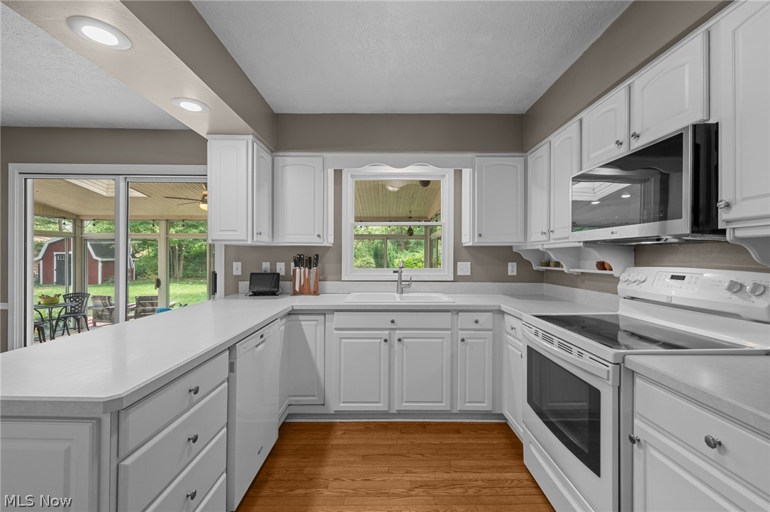 31477 Roberta Drive Bay Village OH 44140